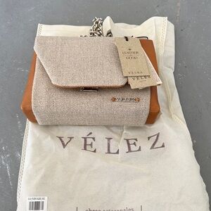 Vélez Tan and Cream crossbody Bag